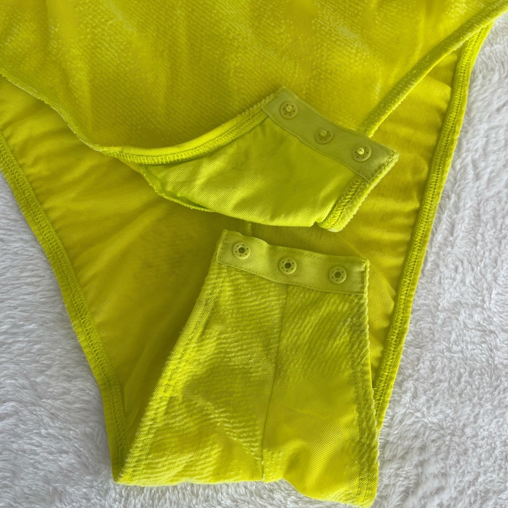 DIESEL × SAVAGE FENTY by RIHANNA Long Sleeve Bodysuit in Neon Tease Green Yellow - Picture 11 of 17